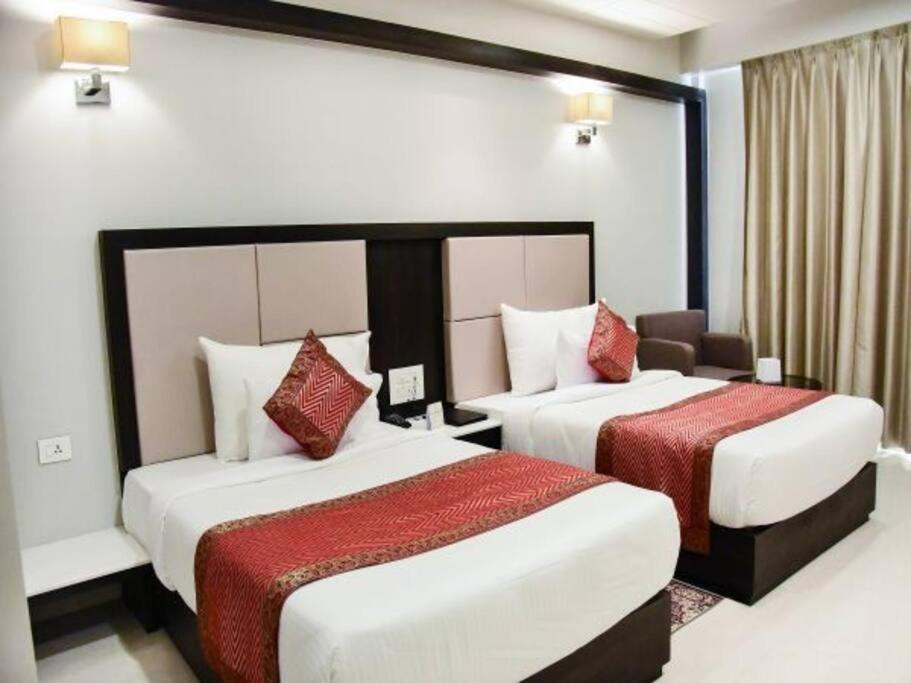 Hotel Platinum Shravasti Katra  Exterior foto