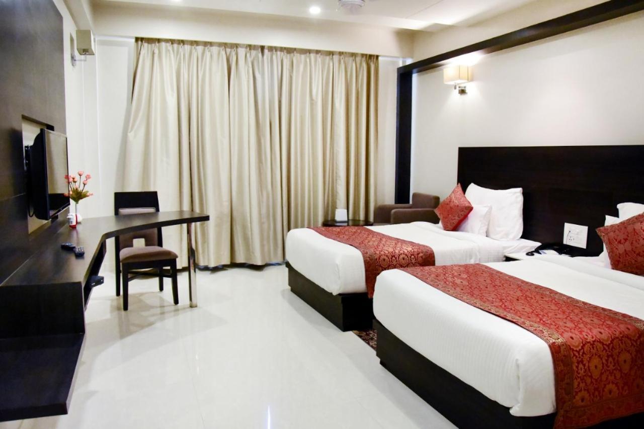 Hotel Platinum Shravasti Katra  Exterior foto