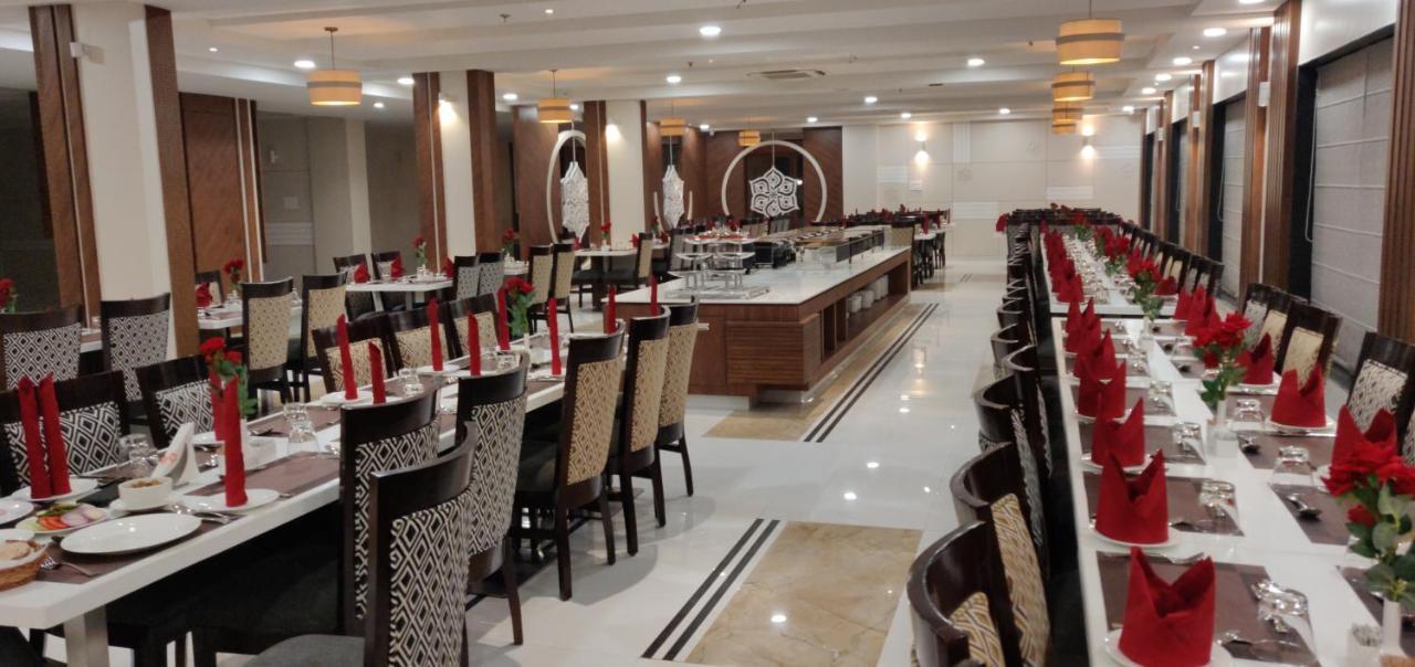 Hotel Platinum Shravasti Katra  Exterior foto